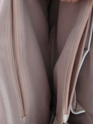 Bolso de asas con estampado de serpiente