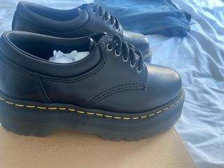 Dr. Martens Zapatos Negros Nuevos
