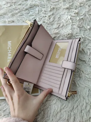 Cartera Michael Kors Rosa y Dorada