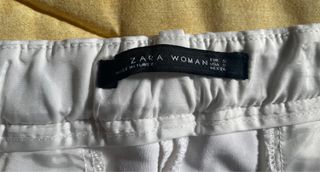 Pantalón blanco de chica