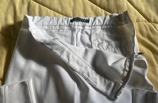 Pantalón blanco de chica