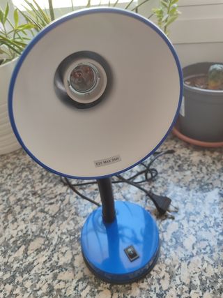 Flexo sobremesa E27 Max.25W orientable