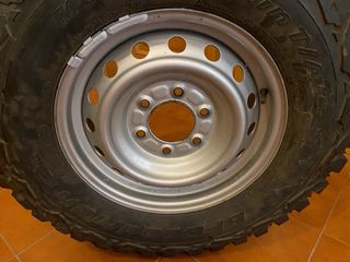 4 neumáticos con llanta para Ford Ranger ‘22