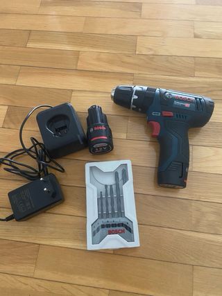 Taladro Atornillador Bosch + Batería y Cargador