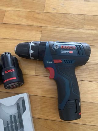 Taladro Atornillador Bosch + Batería y Cargador