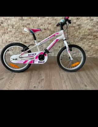 Bicicleta infantil niña blanca y rosa