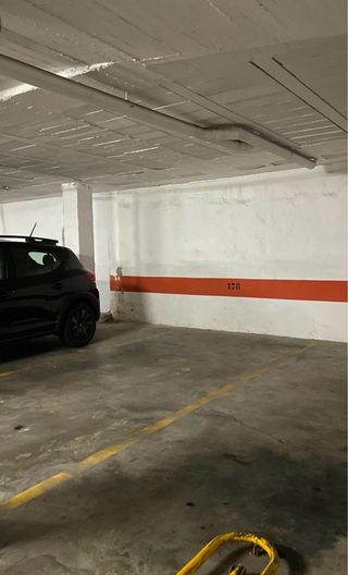 Garaje pegado a plaza Cabildo y mercado