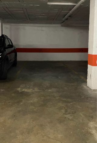 Garaje pegado a plaza Cabildo y mercado