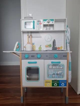 Cocinita de madera 4 en 1