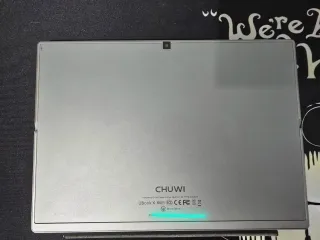Chuwi UBook X (tipo Surface)