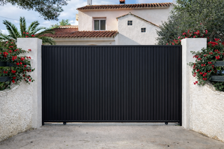 Puerta corredera 3000x1900 mm +motor GRATIS|Oferta