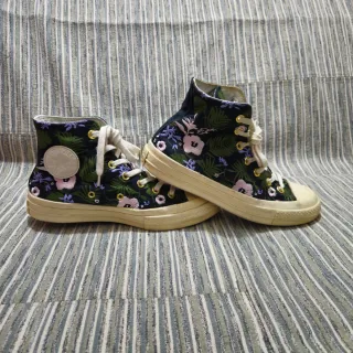 Zapatillas Converse Altas Estampado Floral 36