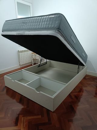 Canapé abatible con cajones / zapatero