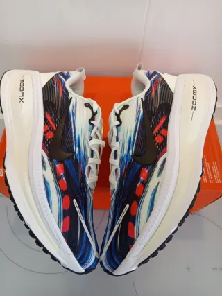 Nike Vomero 18 SE T45