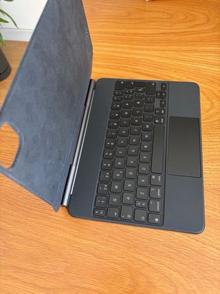 Magic Keyboard iPad Pro 11 Apple