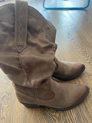 Botas Mustang Marrones Talla 38