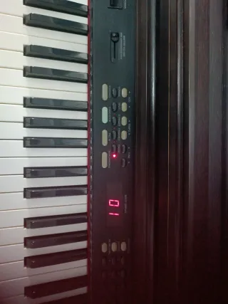 Piano digital Ringway