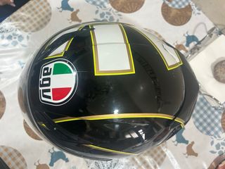 Casco AGV