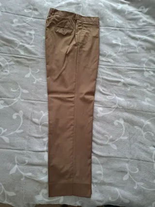 Traje de hombre marrón