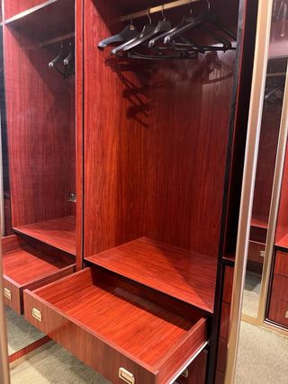Mueble - Vestidor Mueble modular color caoba