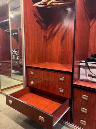 Mueble - Vestidor Mueble modular color caoba