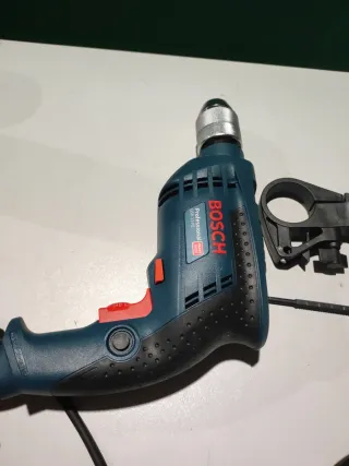 Taladro percutor Bosch GSB 13 RE