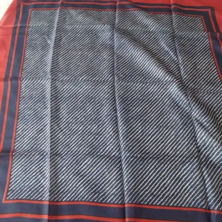 Pañuelo Darmi azul y rojo