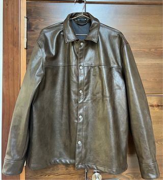 chaqueta efecto piel Zara Marrón Talla M