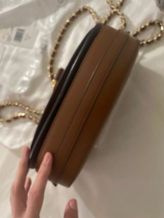 Borsa Michael Kors marrone, in pelle, modello Mila