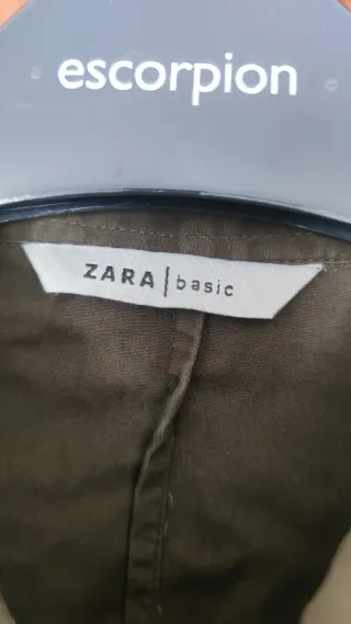 Camisa Zara verde militar
