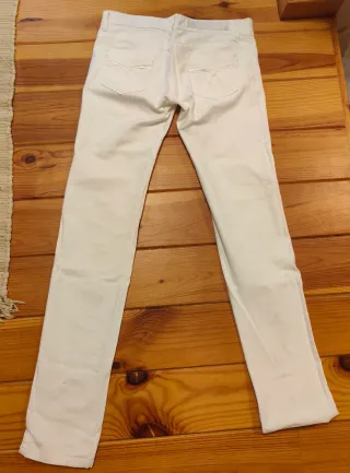 Pantalón vaquero blanco Talla M