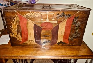 Máquina de coser Singer con mueble y factura 1.909