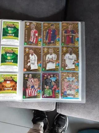 Álbum cromos Adrenalyn XL 24/25 Completo