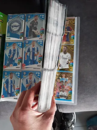 Álbum cromos Adrenalyn XL 24/25 Completo