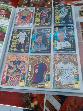 Álbum cromos Adrenalyn XL 24/25 Completo