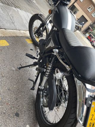 Moto Mash  Fifty 50 (Color Negro Mate)