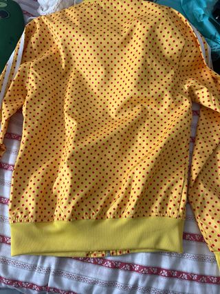 Chaqueta Adidas Pharrell Williams Lunares Amarilla