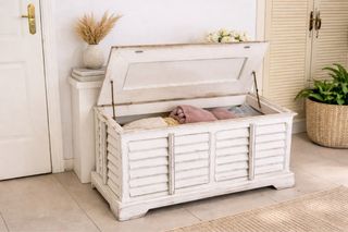 Baúl colonial madera blanco 110cm