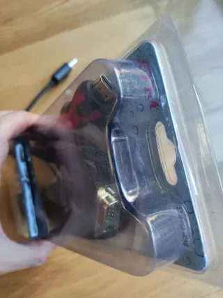 Set di connettori e adattatori per computer