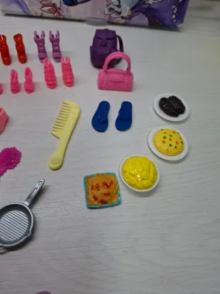 Accesorios Barbie y Ken: Ropa y Zapatos