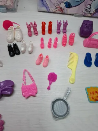 Accesorios Barbie y Ken: Ropa y Zapatos