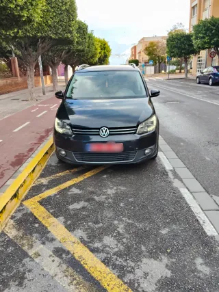 Volkswagen Touran 2011