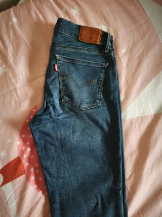 Levi's 710 Super Skinny Talla 28
