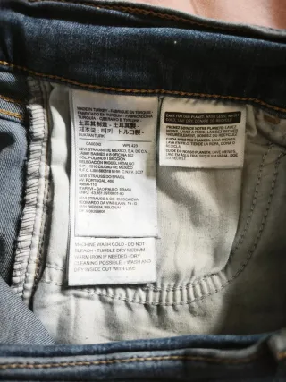 Levi's 710 Super Skinny Talla 28