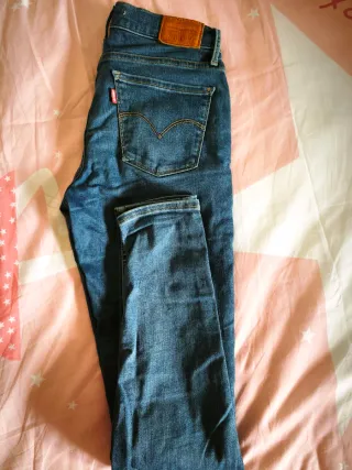 Levi's 710 Super Skinny Talla 28