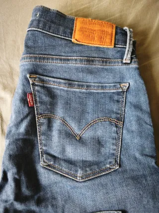 Levi's 710 Super Skinny Talla 28