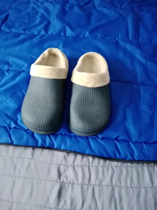 Zapatillas de estar por casa talla 42