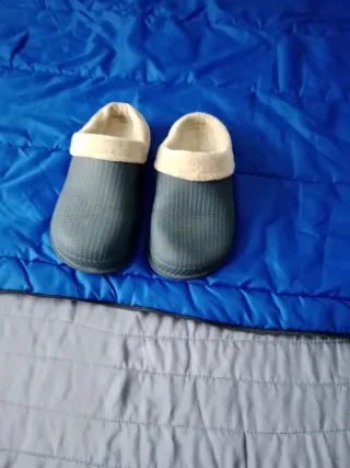 Zapatillas de estar por casa talla 42