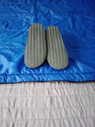 Zapatillas de estar por casa talla 42