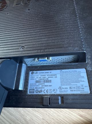 Monitor LG Flatron Plata